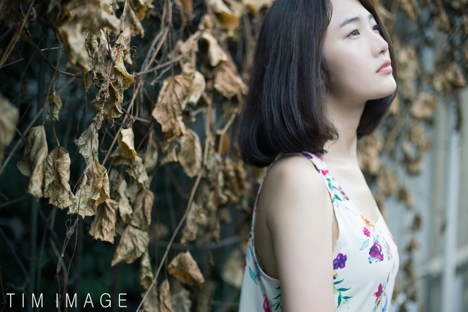 短发美女清凉一夏写真  第2张