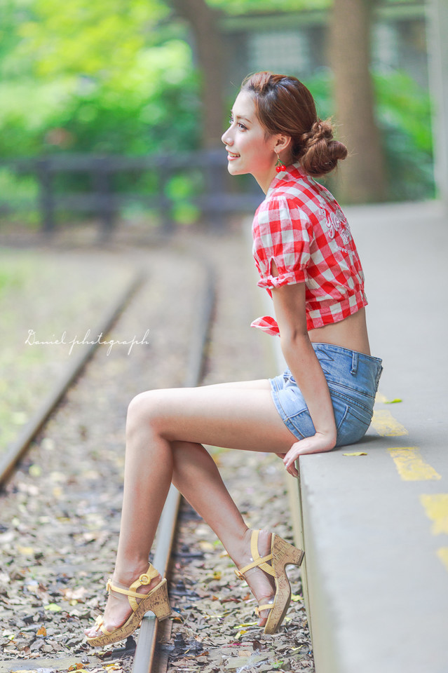 活力少女夏日俏皮图  第13张