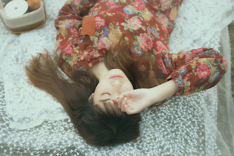 童话里的长发迷人女子  第21张