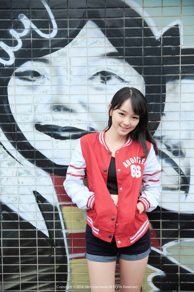 甜美女子的清纯写真图  第17张