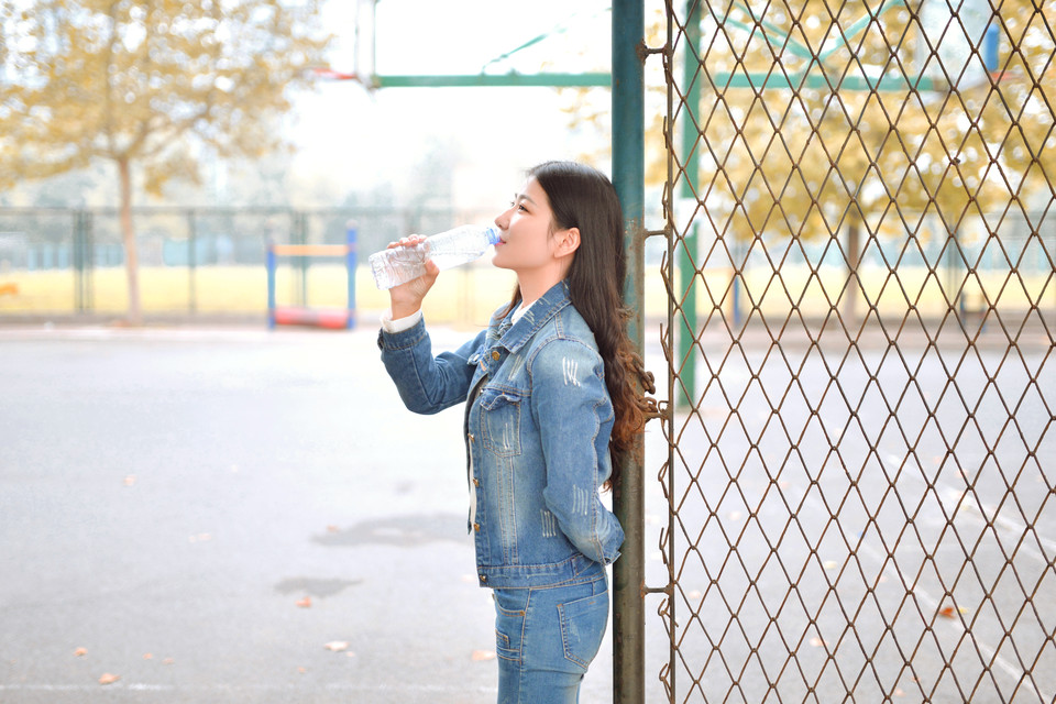 秋日清纯迷人长发美女  第25张