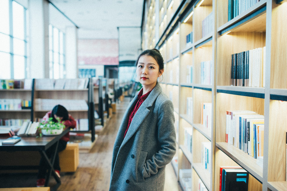 图书馆清纯卖萌女  第20张