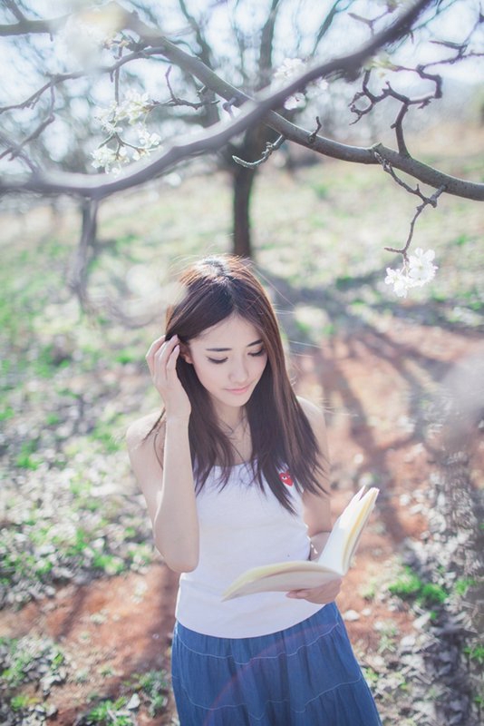 清纯校花的唯美生活照  第5张